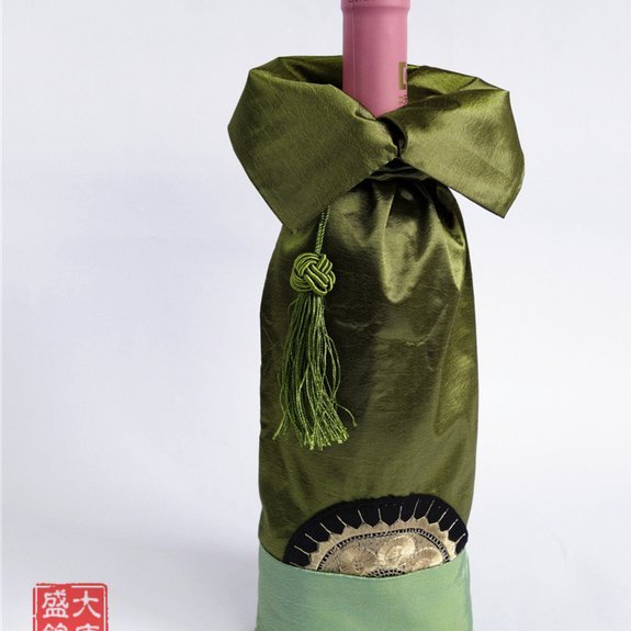 如何巧妙套花被提升卧室格调